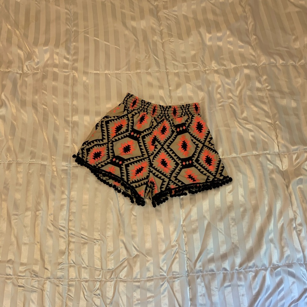 Pom Pom Shorts